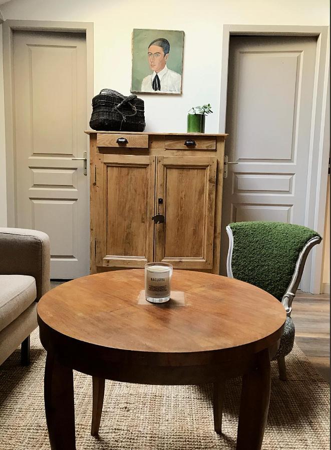 Douillet, Plein Centre Appartement